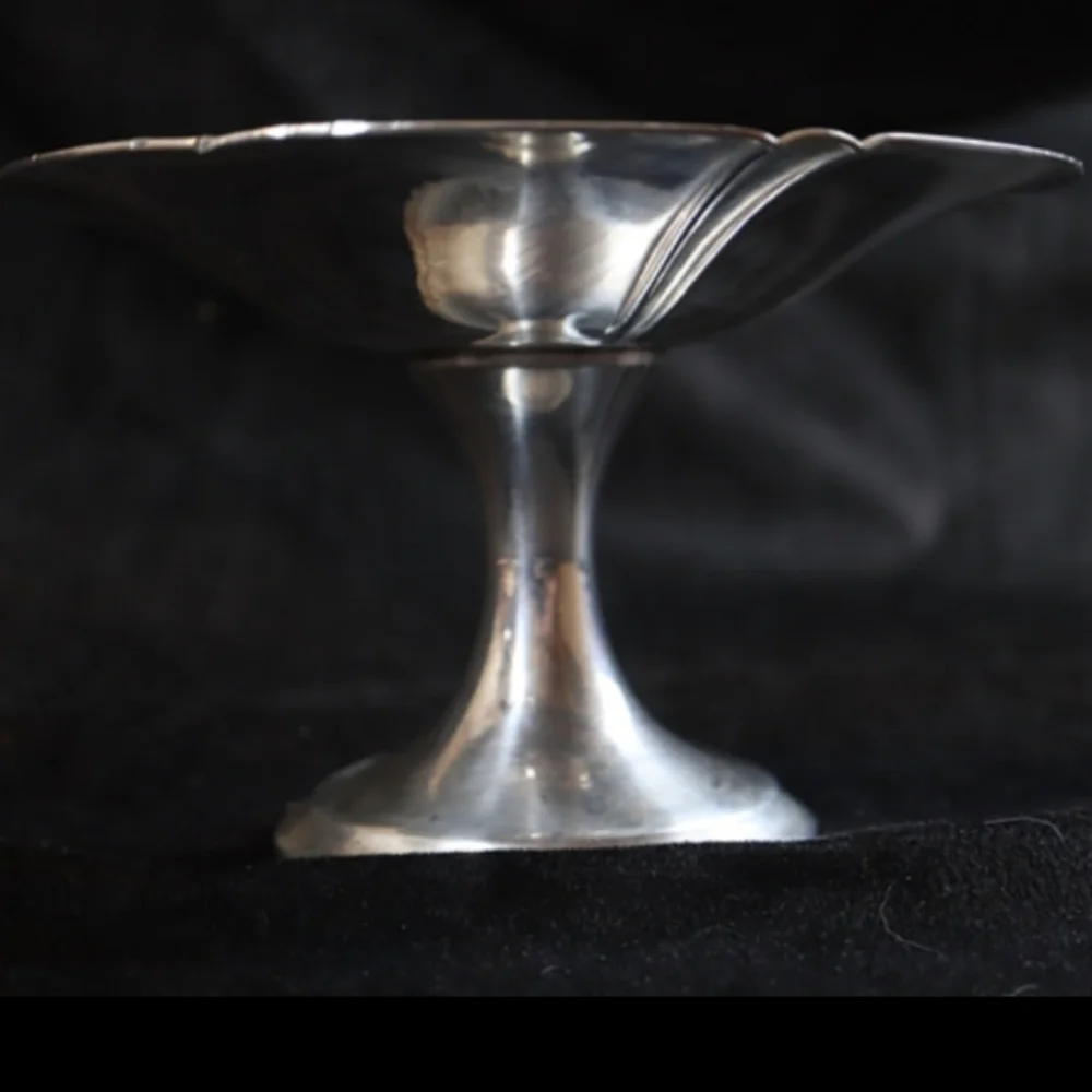 Vintage Sterling Silver Plated Footed Round Candy, Fruit, Server, Dish